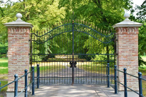 Les meilleures astuces pour un portail esthétique et sécurisé à Caen